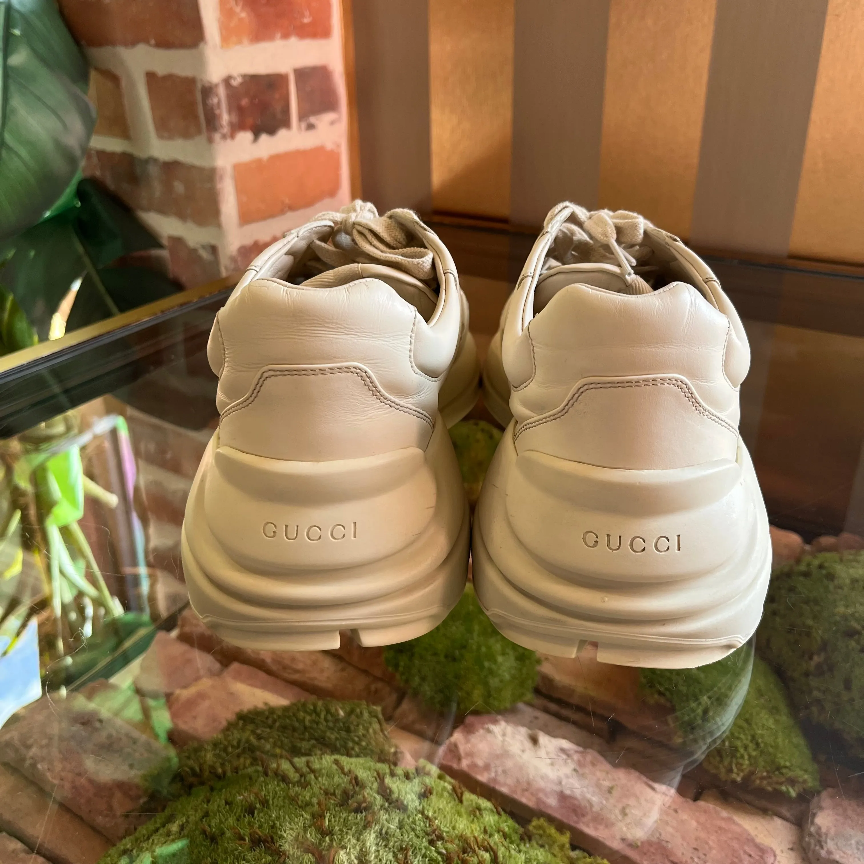Gucci Ryhton Men's Beige Sneakers SZ 10