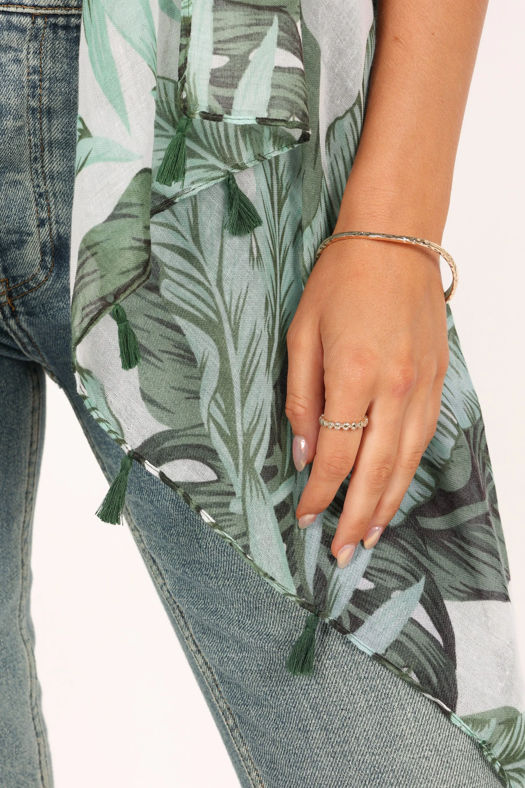 Josie Lightweight Scarf - Green Tropical