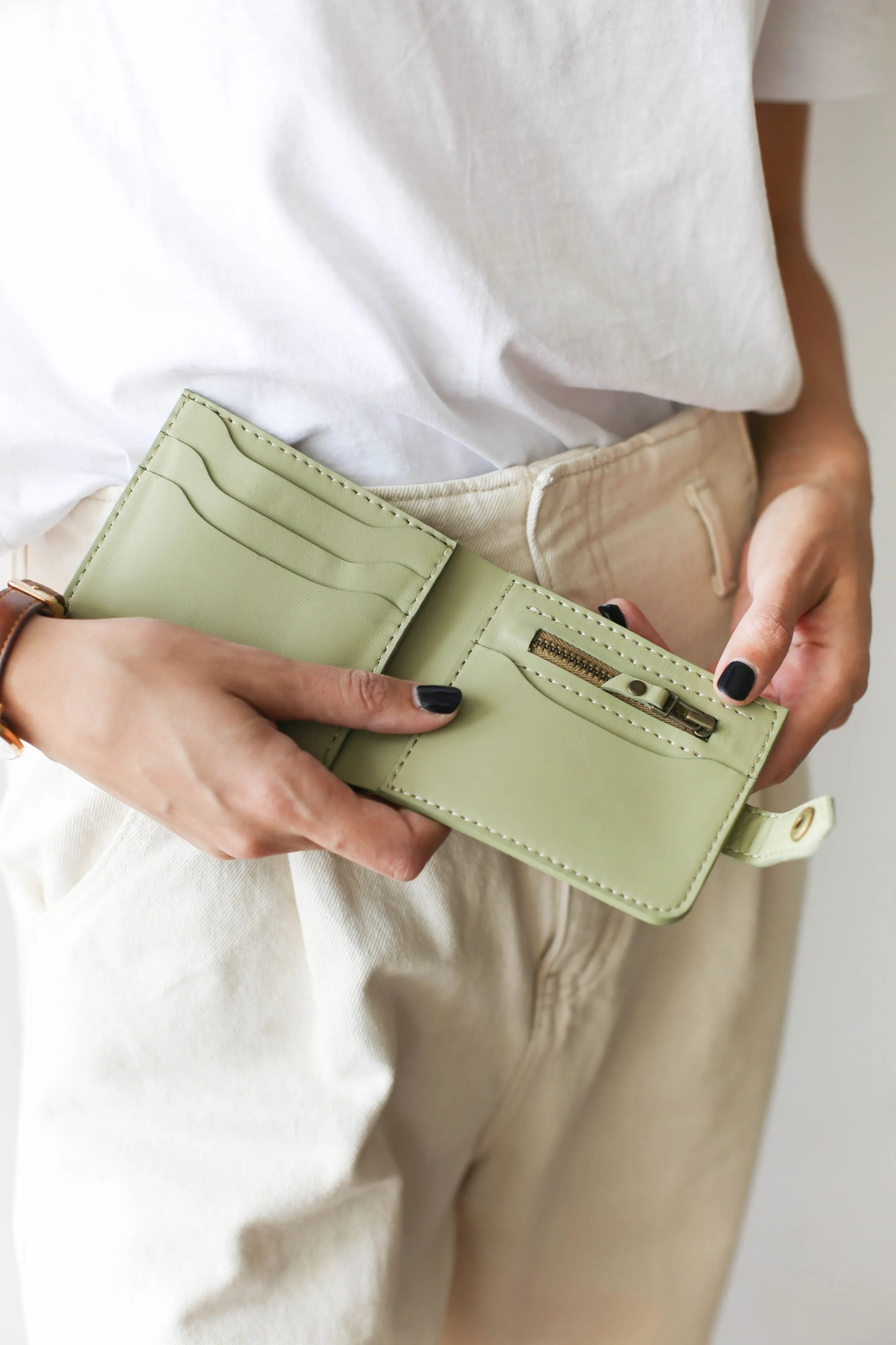 Leather Bifold Wallet - Olive Green