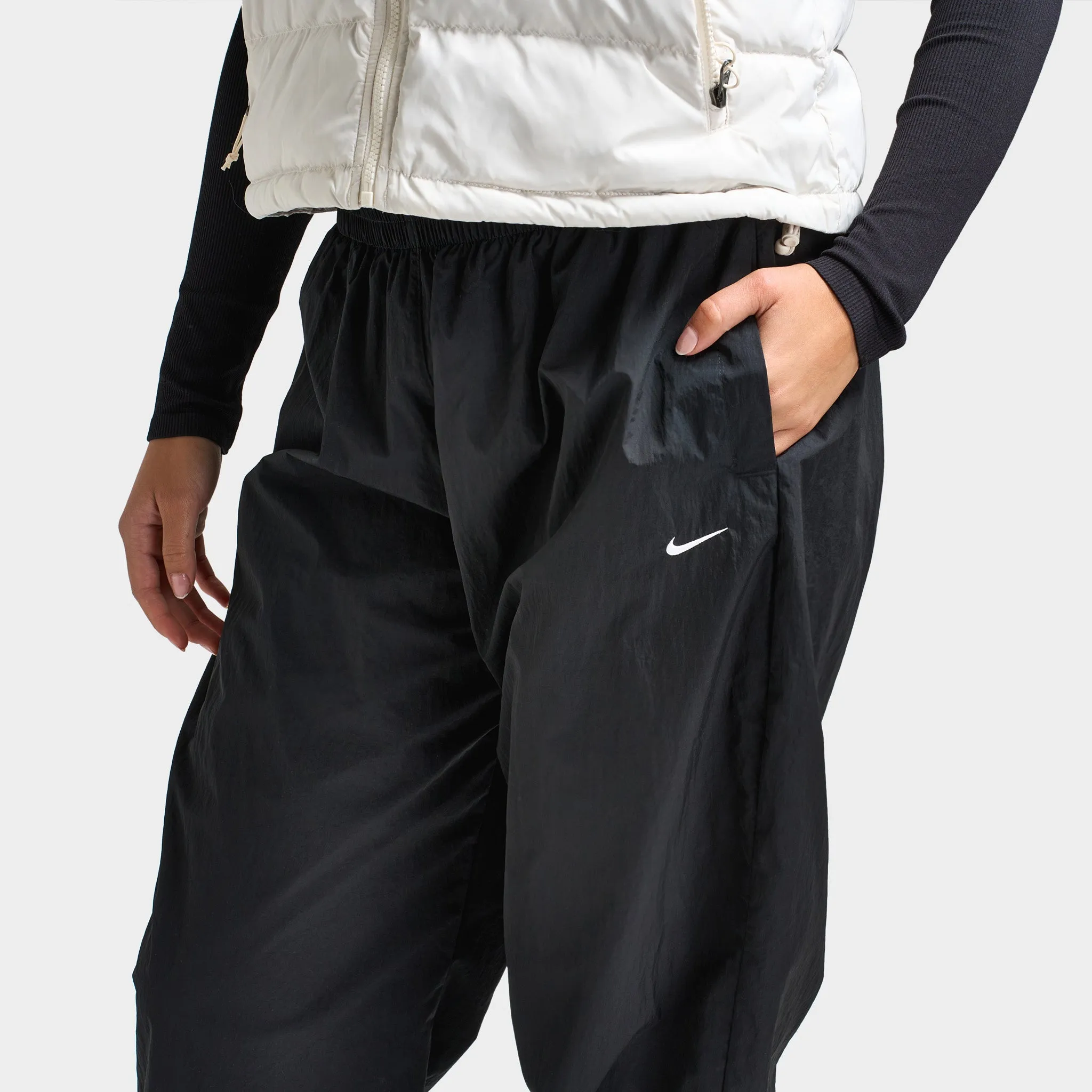 Nike Sportswear Women's Mid-Rise Oversized Woven Joggers Black / White
