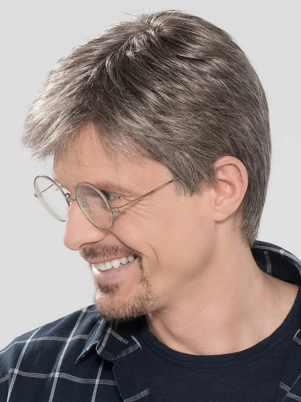 Roger Sport 2.0 | Synthetic Lace Front Men's Wig (Hand-Tied) | DISCONTINUED