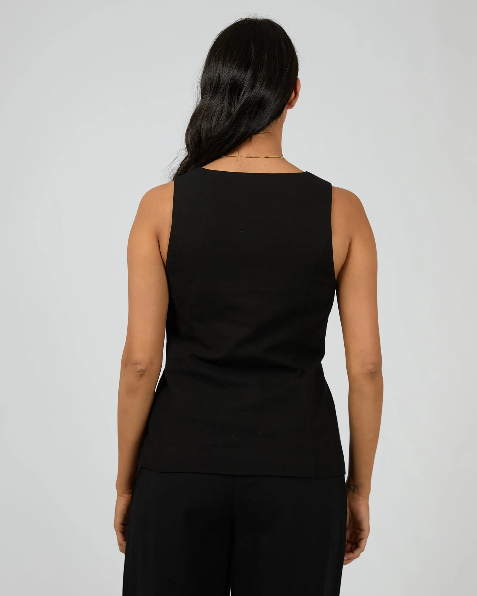 Silent Theory Willa Vest Black