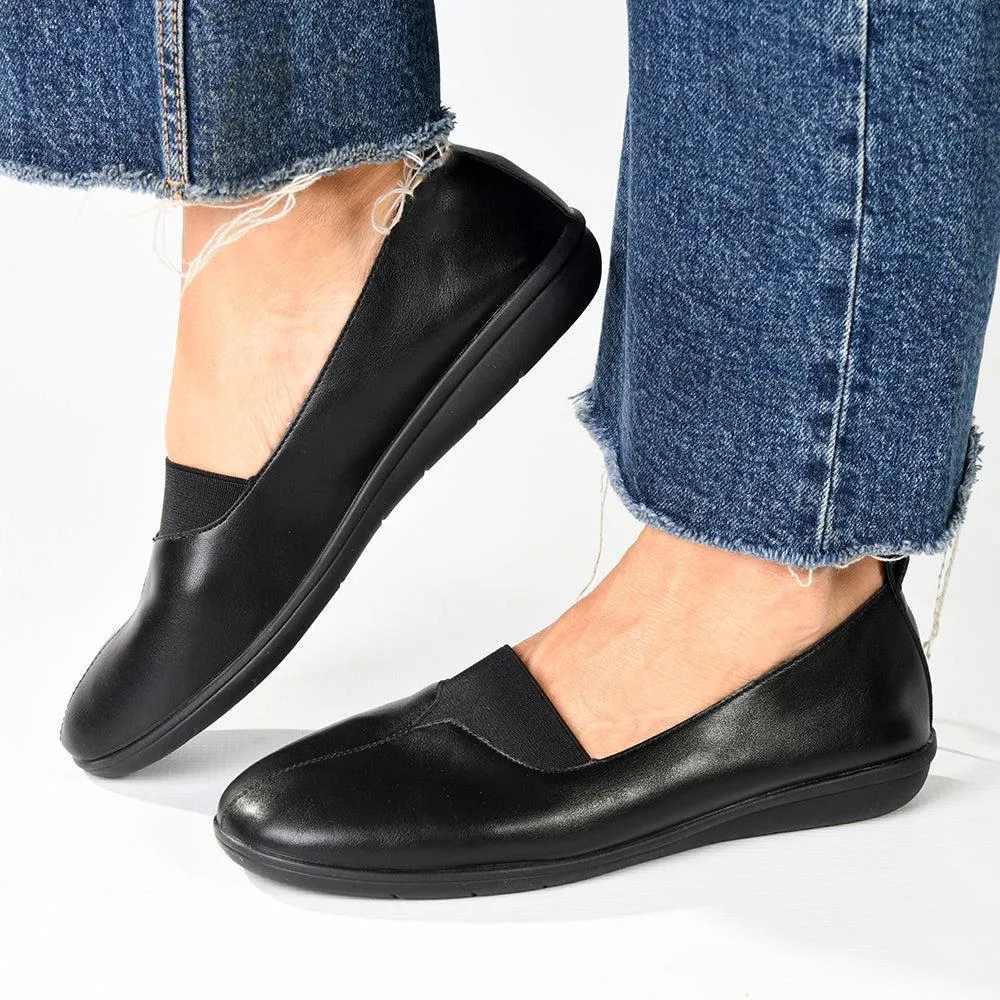 Soft Style By Hush Puppy Cara Flats - Black